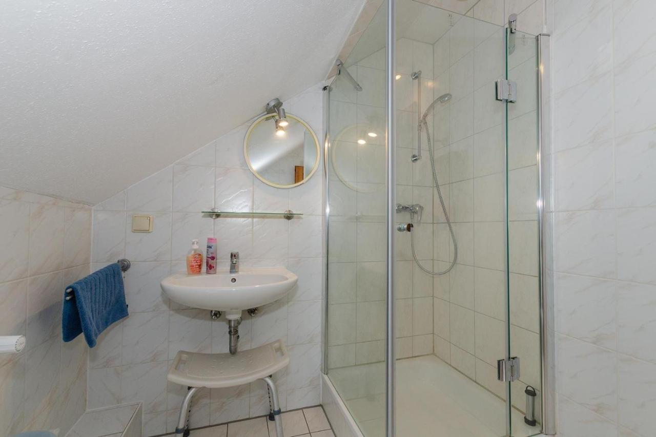 3-Raum Ferienwohnung für 6 Personen auf Rügen Schaprode Exterior foto